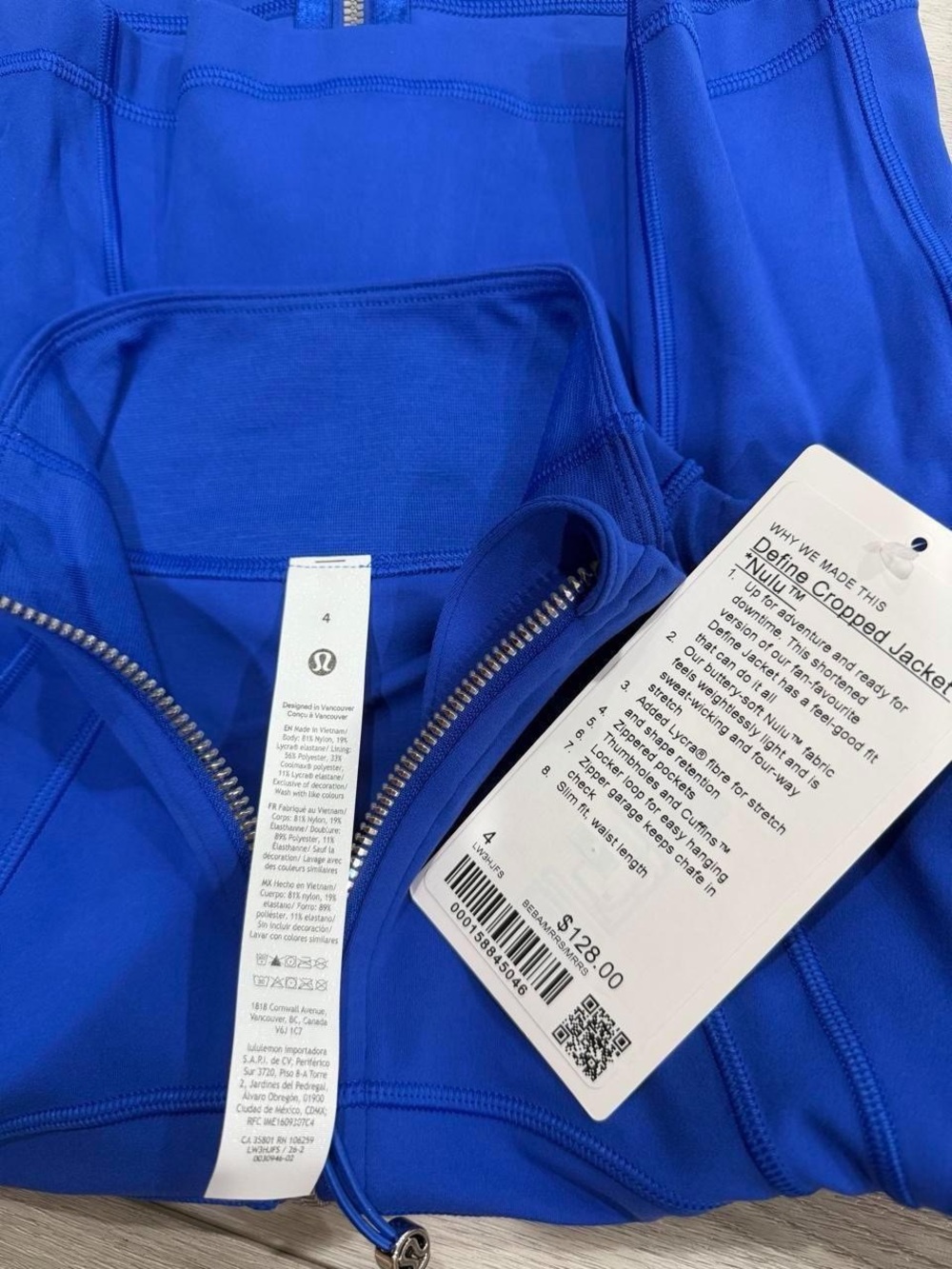 lululemon Define Cropped Jacket Nulu in Beach Ball Blue with Silver Zippers. - Picture 7 of 8